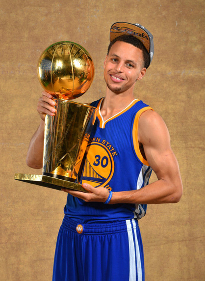 他还献出两 他还献出两