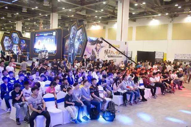 表现尤为突 表现尤为突