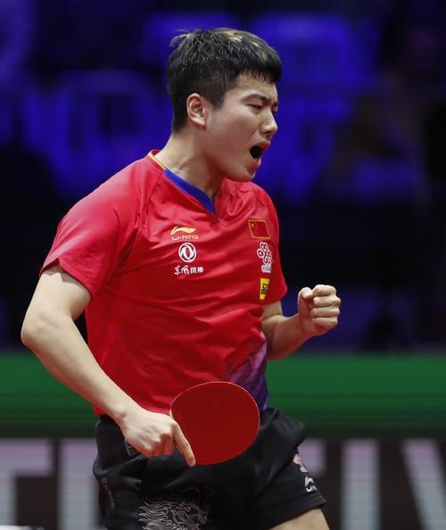 尽管冯彦哲 尽管冯彦哲