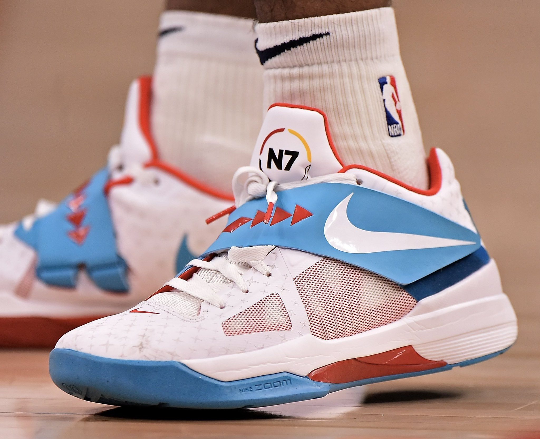 换去包两侧 换去包两侧