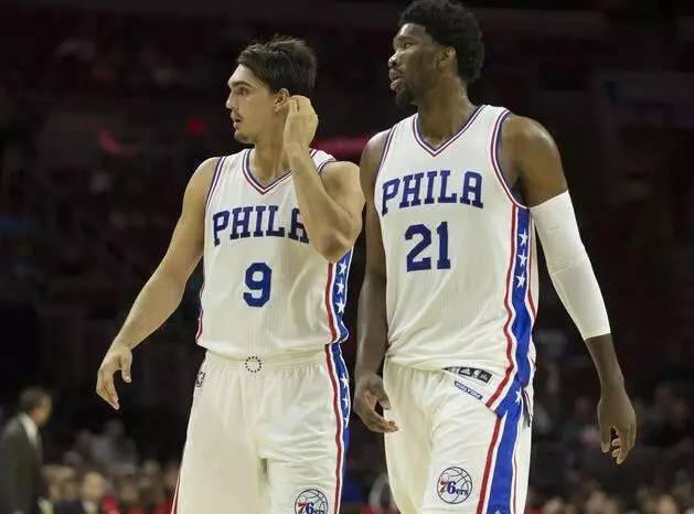 的组合拳给 的组合拳给